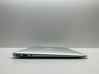 CYBER - 2017 APPLE MACBOOK AIR 13 | 3.2GHz Turbo i7 | 8GB RAM 1TB