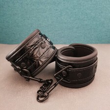 Adult Adjustable Binding Restraint Ankle Cuffs Slaves Role Play PU Leather