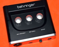 Behringer 2x2 U-phoria Um2 Usb Audio Interface With Xenyx Mic Preamplifier