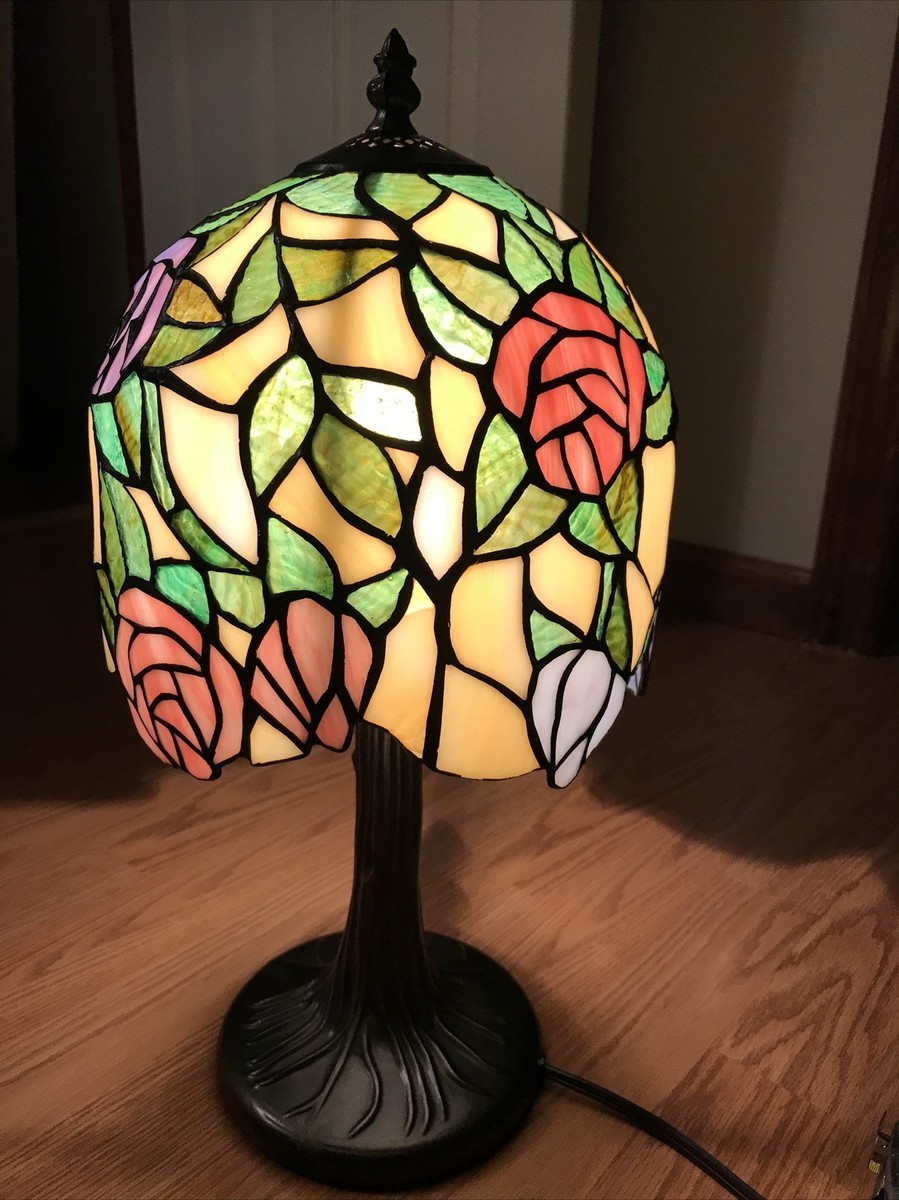 Tiffany table lamp QVC EUC, vintage 17 Inch