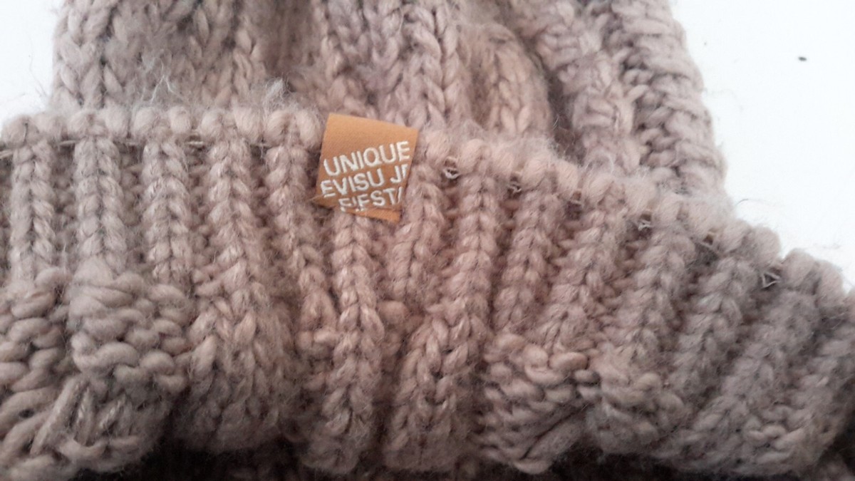 Evisu Knit Pom Pom Beanie Hat One Size Chunky Beige 100% Polyester