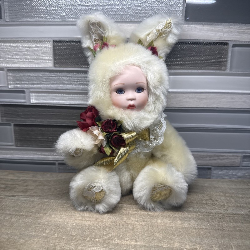 Vintage Marie Osmond Tiny Tots Hareloom Bitty Bunny Velveteen Rabbit Doll 2004