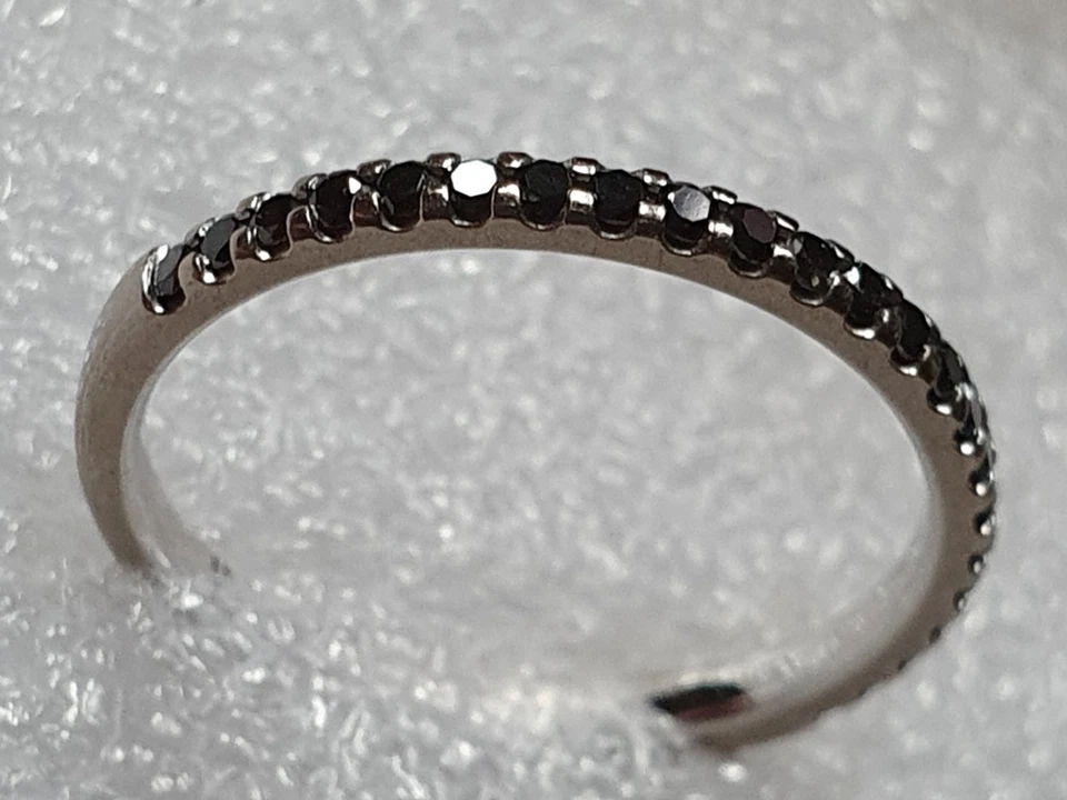 Bague Or 18 carats 23 petits saphirs. T50 1.7 g - Demie alliance or 18k 750 - Photo 3/4