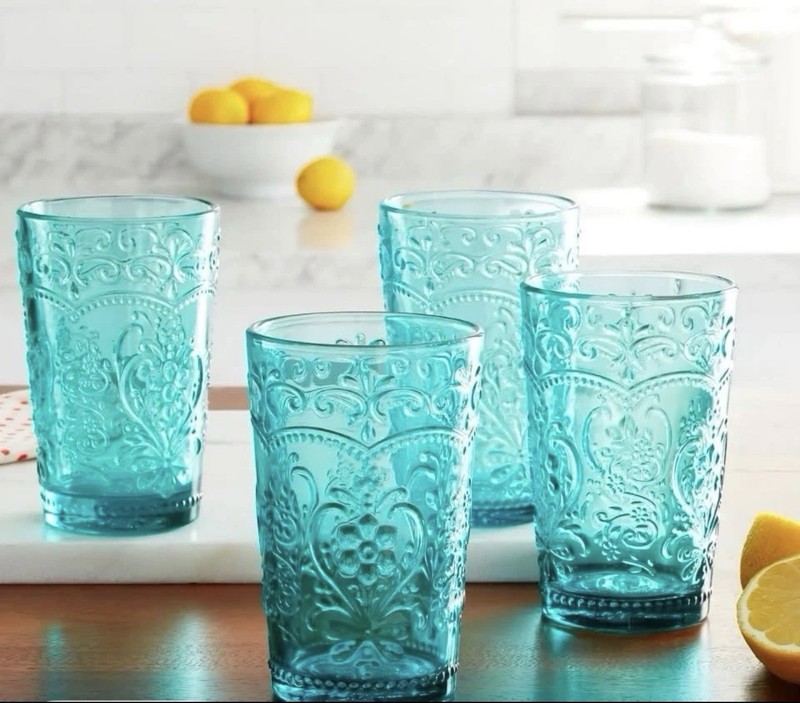 Set of 8 Pioneer Woman teal drinking glasses 10-18 oz
