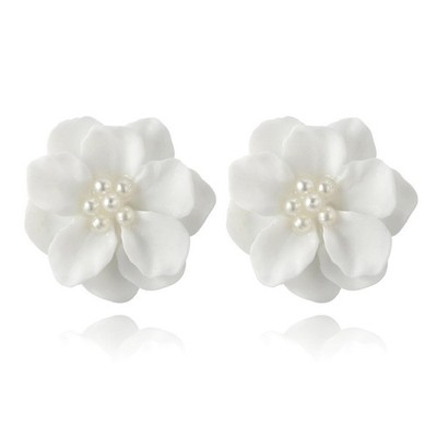 3D Camellia Flower White Pearl Beads Stud Earrings for Women Wedding Jewelry (wh