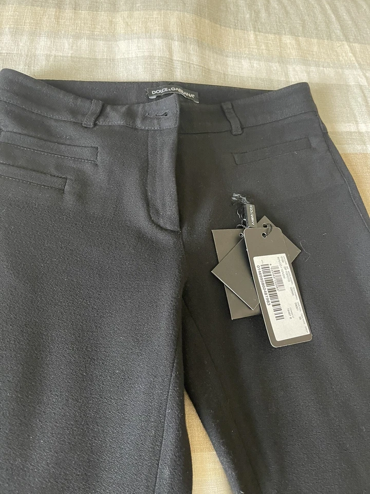 Dolce & Gabbana Pantalones Pierna Ajustados Modelo D3FCTD G8465 Negro Talla 38 Foto 4 de 4