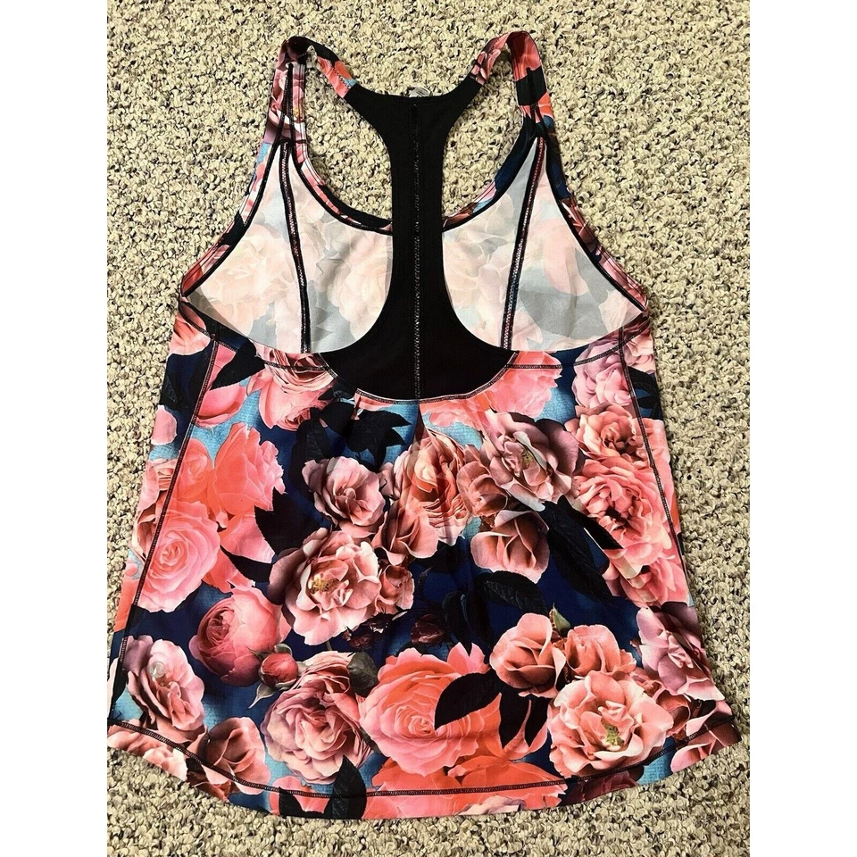 Camiseta sin mangas Lululemon iluminada jardín secreto/negro talla 2? Foto 2 de 3