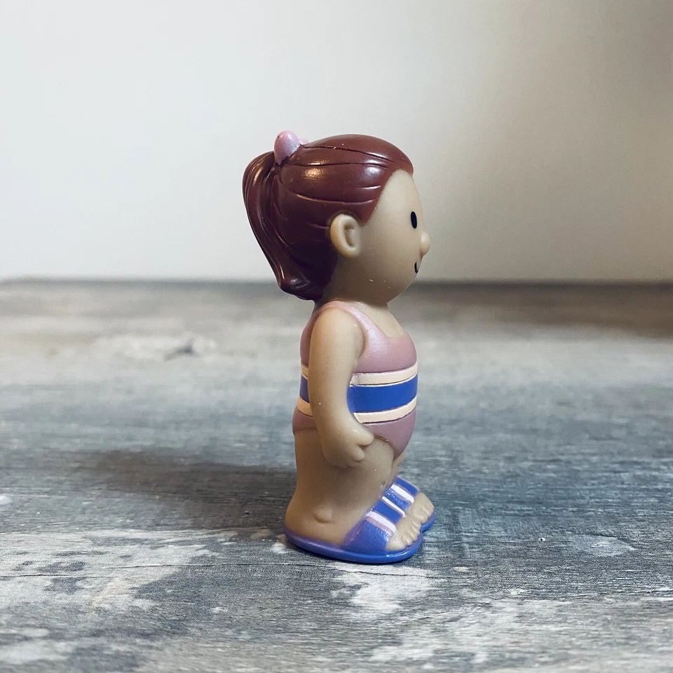 Figura Niña Mesa de Actividades Agua Arena Fiesta Cruise Foto 4 de 4