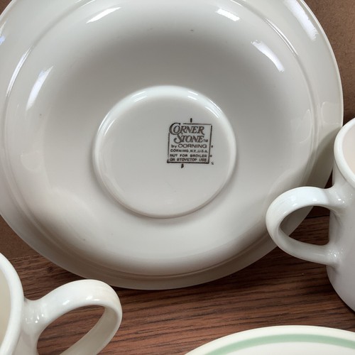 Corelle IRIS Cups & Saucers Cornerstone 4 Sets Ridged Blue Flower Green On Beige - Picture 7 of 12