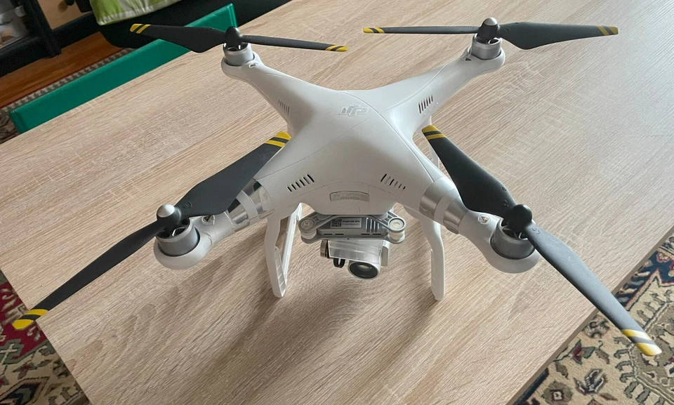 Dji 3 Phantom Advanced Drohne, Koffer Akku Set : LESEN - Bild 2 von 4