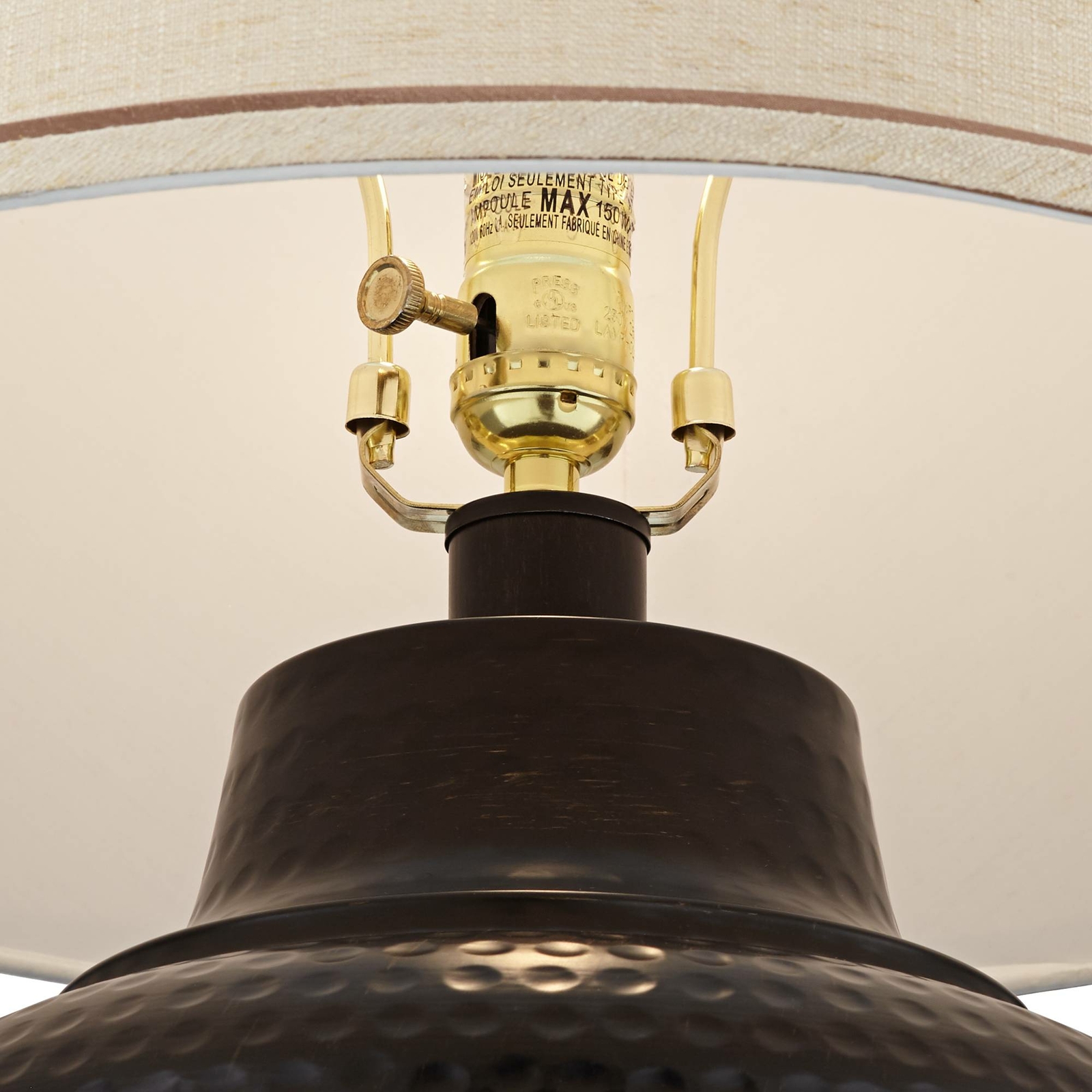 brighton hammered pot bronze table lamp