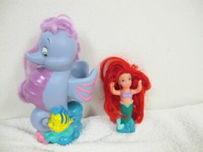 MATTEL DISNEY 2002 LITTLE MERMAID  ARIEL  3 1/2'' FIGURE & STORMY SEAHORSE 6''  