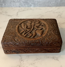 Vintage Decorative Wooden Jewellery Trinket Box Carved oriental Floral Design