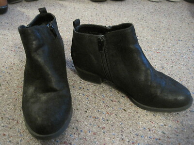 brie zip ankle bootie