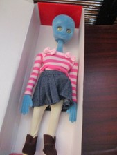 astrid alien doll