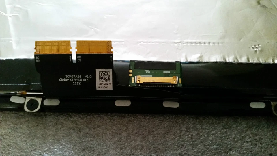 genuine lcd screen + touch digitizer  6091L-1502A for hp touchpad 9.7" tablet - Image 3 of 4