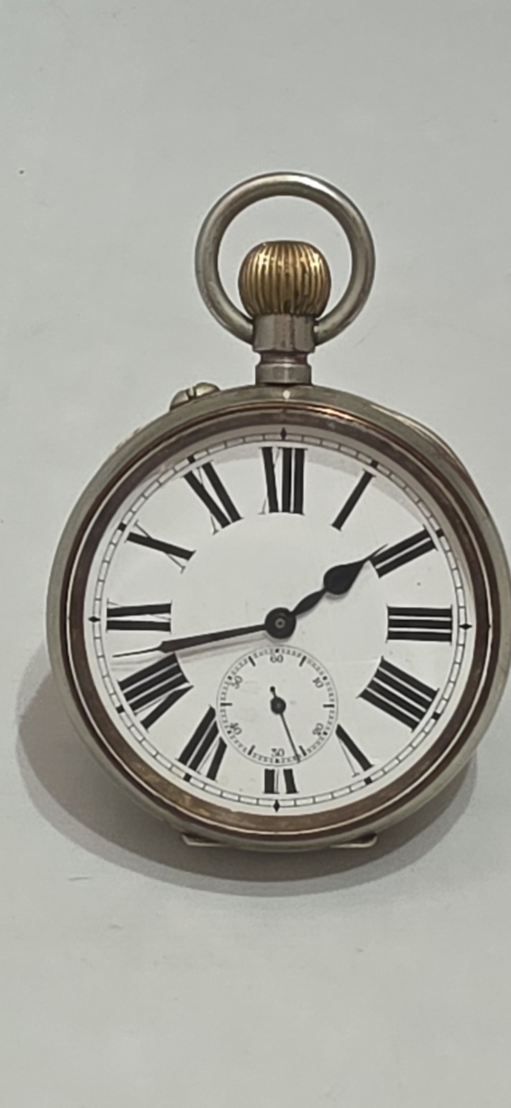 ANTIQUE GOLIATH 67MM DIAMETER POCKET WATCH UNNAMED WORKING