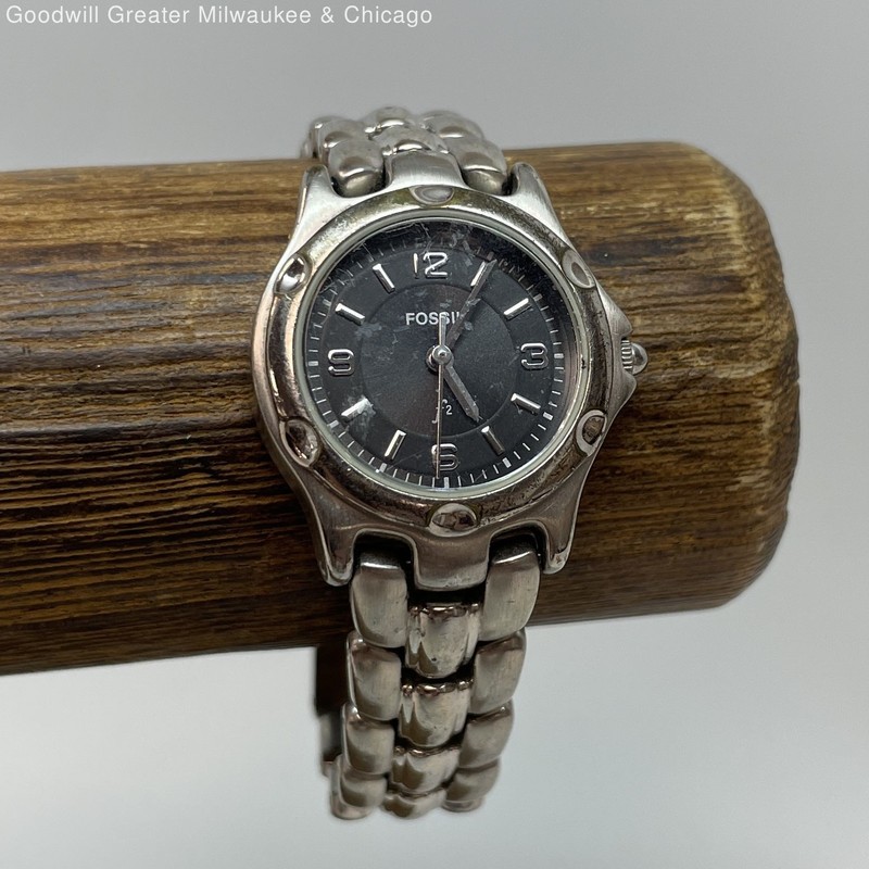 Fossil F2 Silver Tone Black Dial Stainless Steel Women's Watch 51.8g