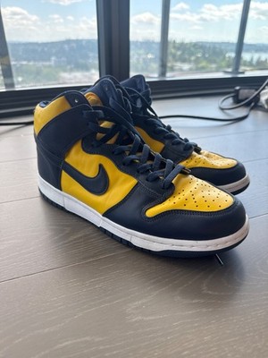 nike sb dunk high michigan