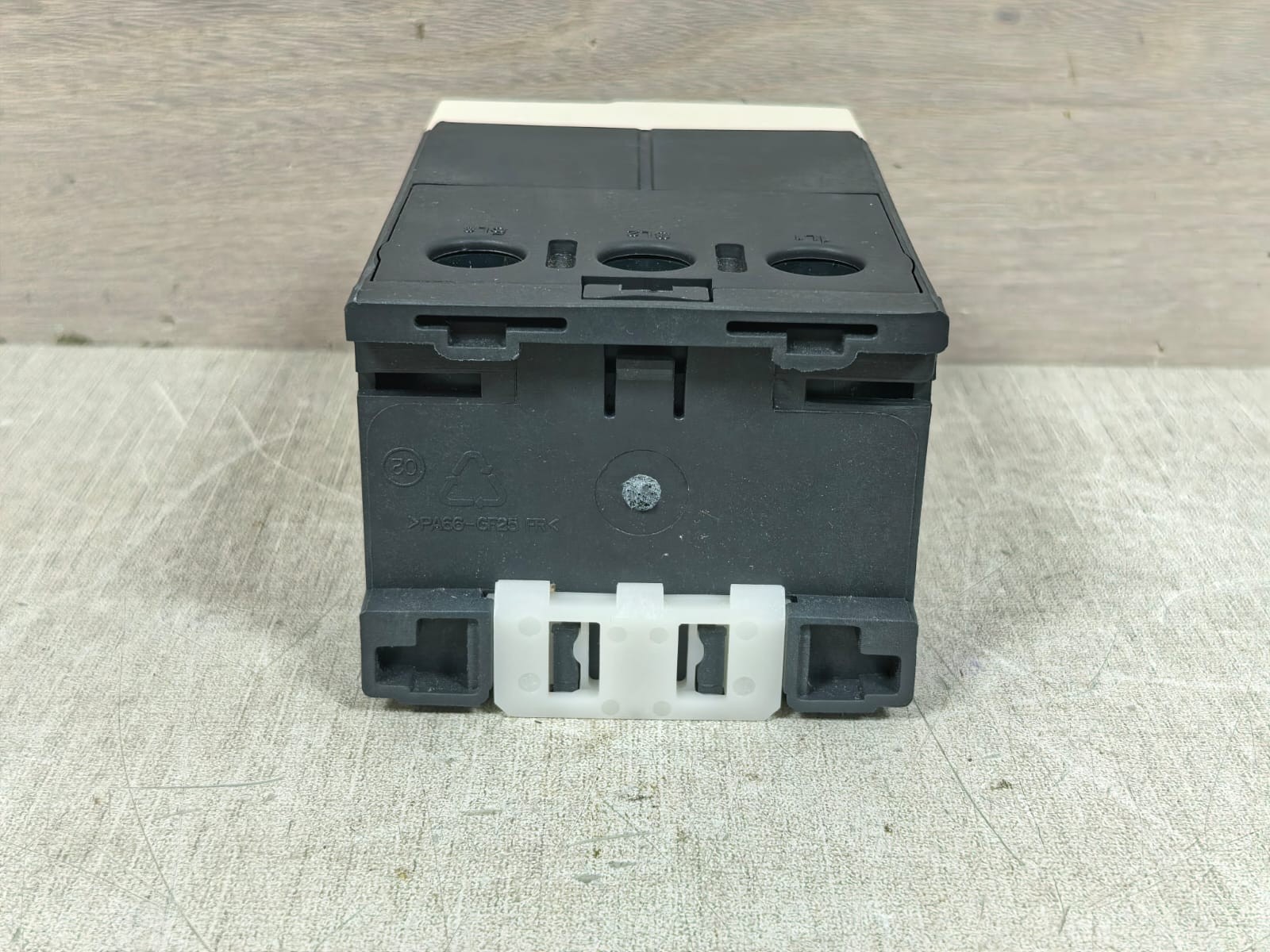 Schneider Electric FBZ2-WRAUH SCHNEIDER ELECTRIC FBZ2-WRAUH DIGITAL MOTOR PROTECTION RELAY 6