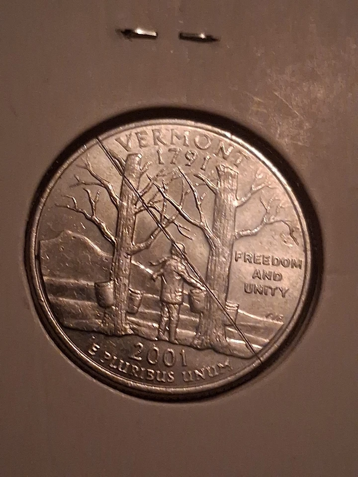 2001 D Vermont State Quarter -Strike Through Error Coin - Uncirculated - Image 2 of 3