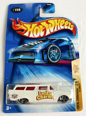 2004 Hot Wheels Cereal Crunchers 2/5 Pearl White Lucky Charms 8 Crate #114 Wagon