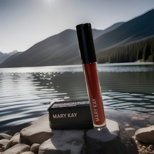 Mary Kay Unlimited Lip Gloss Cherry Red Shine Liquid 0.13 fl oz