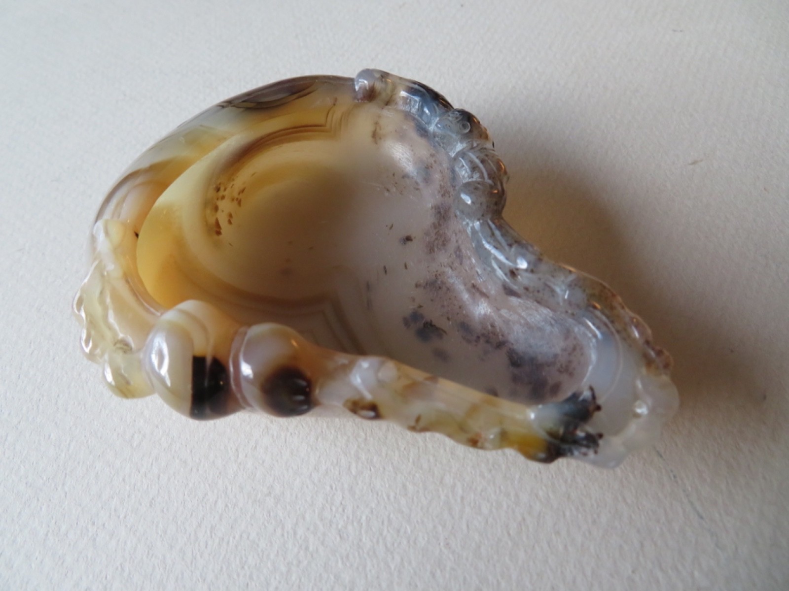 FINE CHINESE TRANSLUCENT AGATE DOUBLE GOURD BRUSH WASHER, BAT - QING OR REPUBLIC