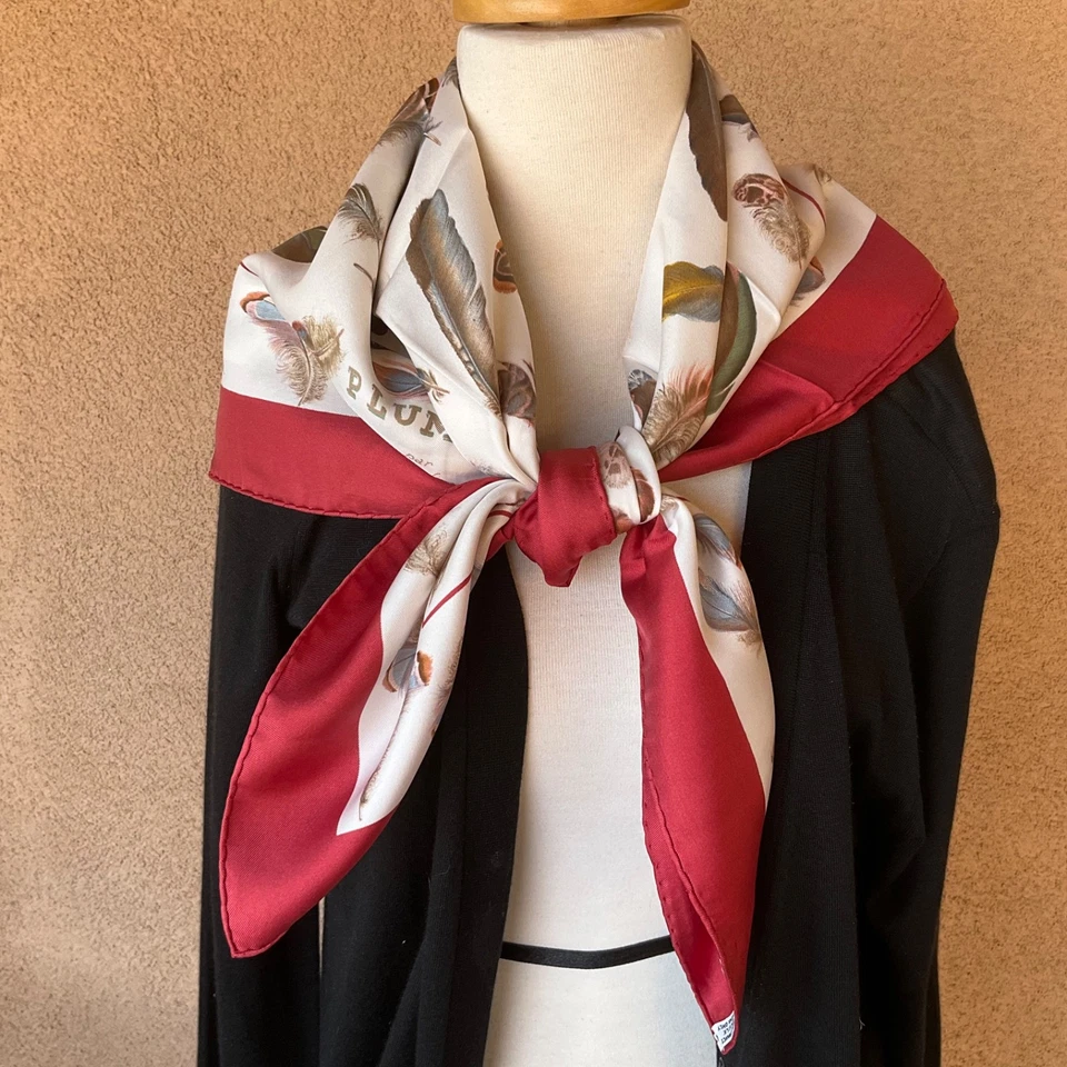 Hermes 100% Silk Twill Scarf PLUMES 90 cm  w/box by Henri de Linares Very Good - Image 2 of 4