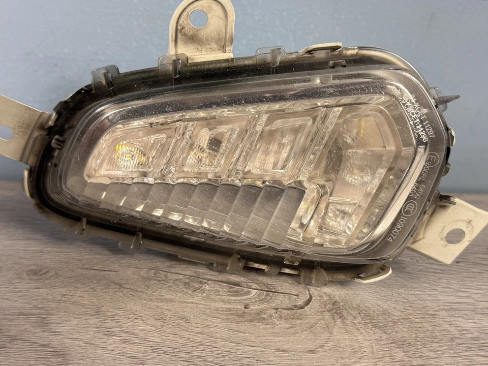 VOLVO V40 2014 DAYTIME RUNNING LIGHT LED 31323115 (UK PASSENGER SIDE) 2012-2016 - image 3 of 4