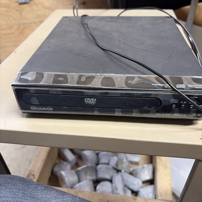 Magnavox MDV2100 DVD Player (19'')