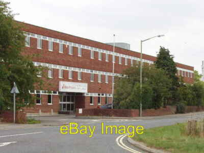 Photo 6x4 Factory in Thame This is the Kidde Products factory in Thame Pa c2005
