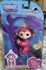 Fingerlings Friendship  Your Fingertips Toy Red Baby Monkey Ages 5 
