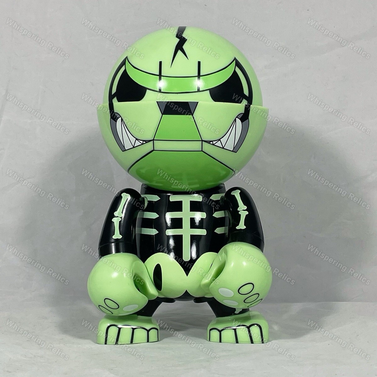 Knuckle Bear⁄ナックル・ベアー TOUMA フィギュア ナックルベア ボーン