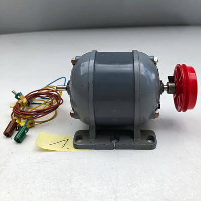 Märklin Metallbaukasten Motor / Gleich- und Wechselstrom