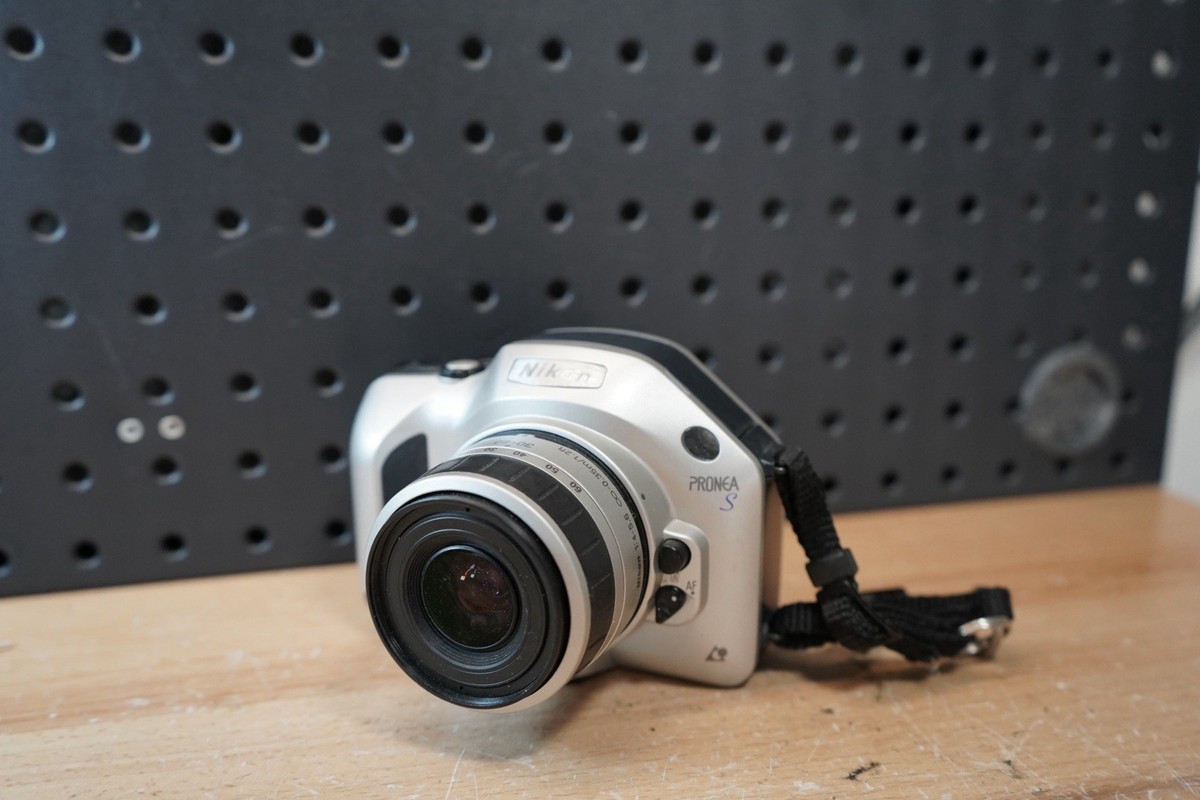 M) Nikon Pronea S APS Film Camera with 30 to 60mm Zoom Lens