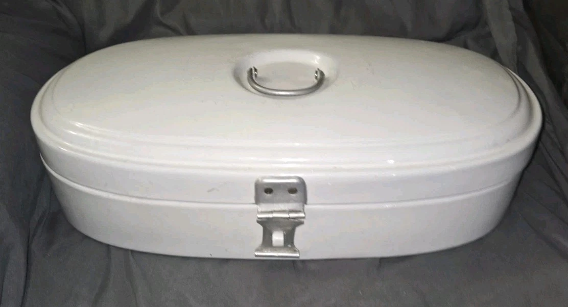 Antique White Enamel Bread Box Vintage Hinges Made in GERMANY CHARITY Bauhaus
Opens in a new window