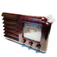 Fullotone Bakelite Compact Table Radio, Glasgow 1939,  - Very Clean & Complete