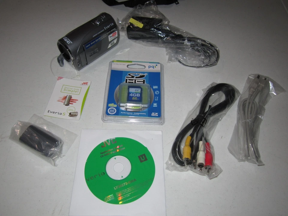 JVC Everio GZ-MS100U Silver LCD 40xOptical Zoom Full HD 1080p Video Camcorder - Image 2 of 4