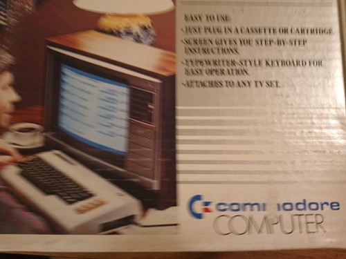 Vintage Commodore VIC-20 The Friendly Home Computer w Cables in Original Box  