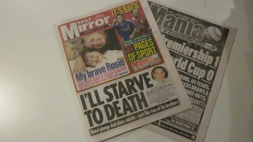 August 21st 2006, DAILY MIRROR, Rosie Wright, Adele Vellacott, Kate Moss.