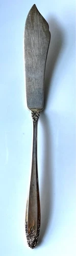 INTERNATIONAL ''PRELUDE'' 925 STERLING SILVER MASTER BUTTER KNIFE