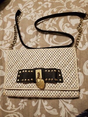 Betsey Johnson crossbody w/chain strap, studded bow and heart