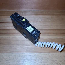 SQUARE D HOMELINE  HOM115GFI 15A GFCI GFI BREAKER 