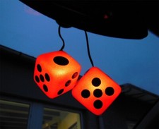 Fuzzy Dice rot Würfel 50er 60er Retro Look beleuchtet leuchtend Leuchtwürfel