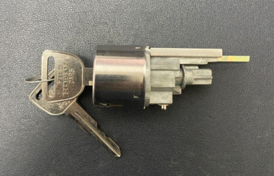 SMP US188L NEW  Ignition Lock Cylinder  