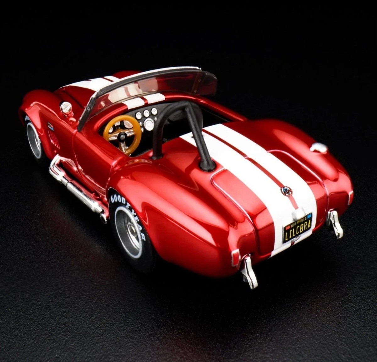 Hot Wheels 2026 RLC Exclusive 1965 Shelby Cobra 427 S/C Pin And