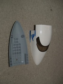 Lego City Airport Passenger Plane 7893 -  fuselage forward top & bottom only