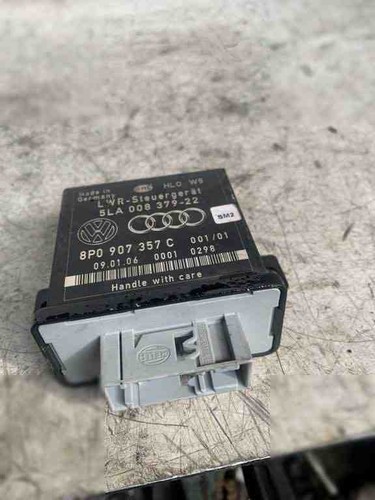 AUDI A6 4F2, C6 Scheinwerfer-Steuergerät 8P0907357 2.70 Diesel 120kw 17471309