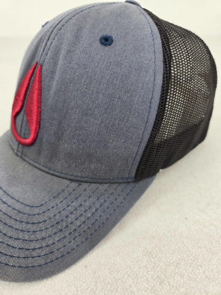 Chapéu caminhoneiro Nixon icônico azul Snapback malha ajustável - Imagem 4 de 4